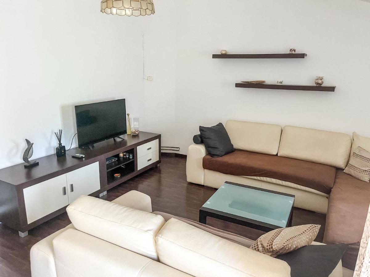 Apartment Lidija บานโจเล ภายนอก รูปภาพ