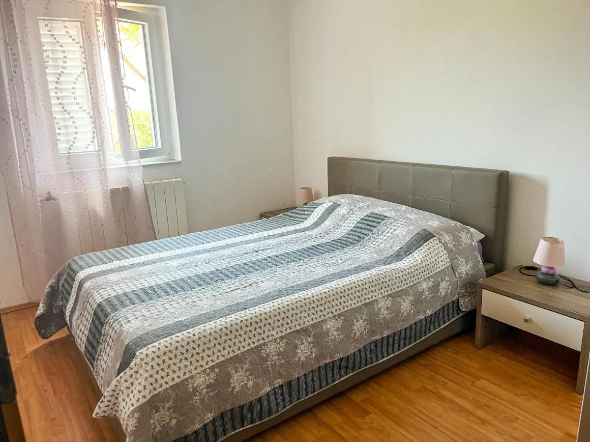 Apartment Lidija บานโจเล ภายนอก รูปภาพ